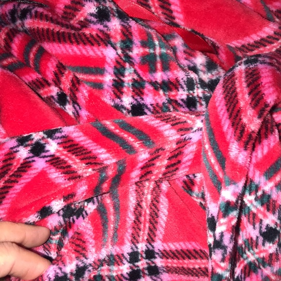 🐠Victorias Secret Ultra Plush Short Plaid Pocketed Cozy Robe Size XS/Sm | NWOT - Picture 5 of 8